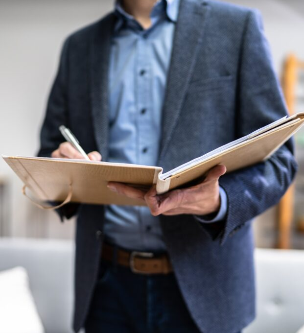 Main image of the website representing it's theme.